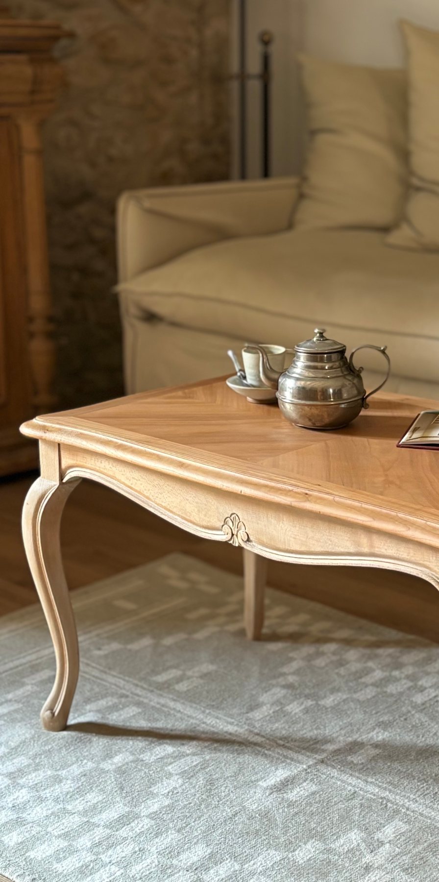 Mesa de centro en un salón